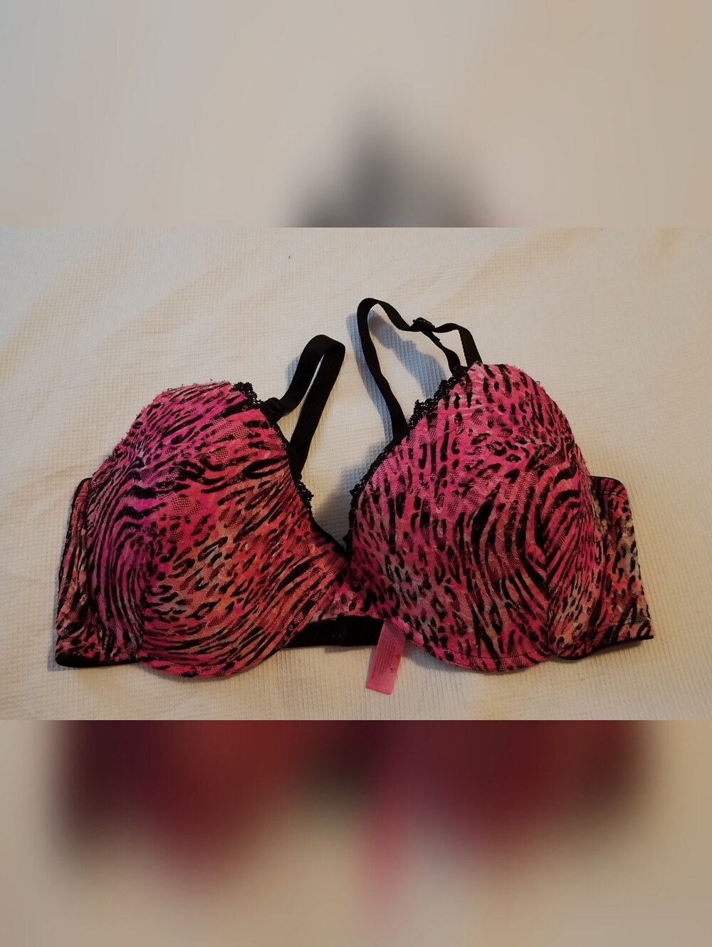 Fruit of the Loom 42D Pink & Black Slightly Padded Animal-Print Bra With Lace